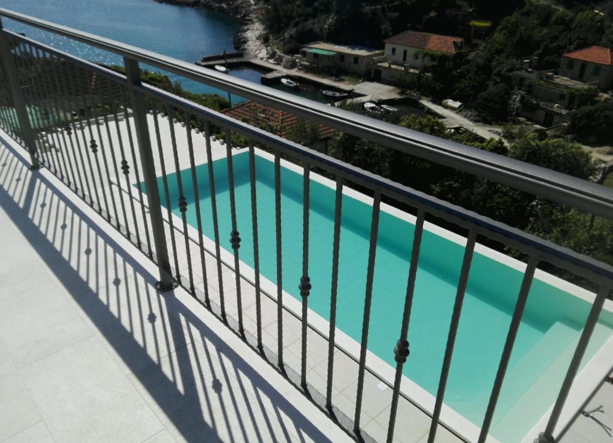 Holiday Hvar Vrbanj Экстерьер фото