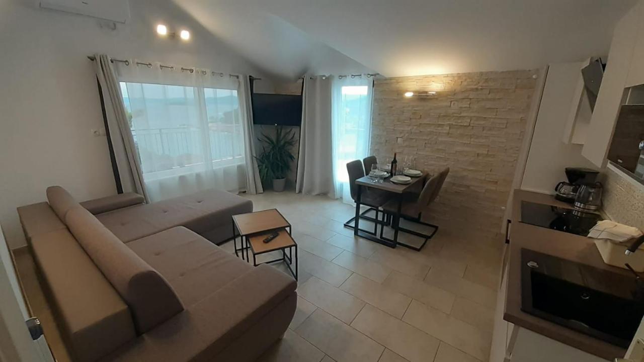 Holiday Hvar Vrbanj Экстерьер фото