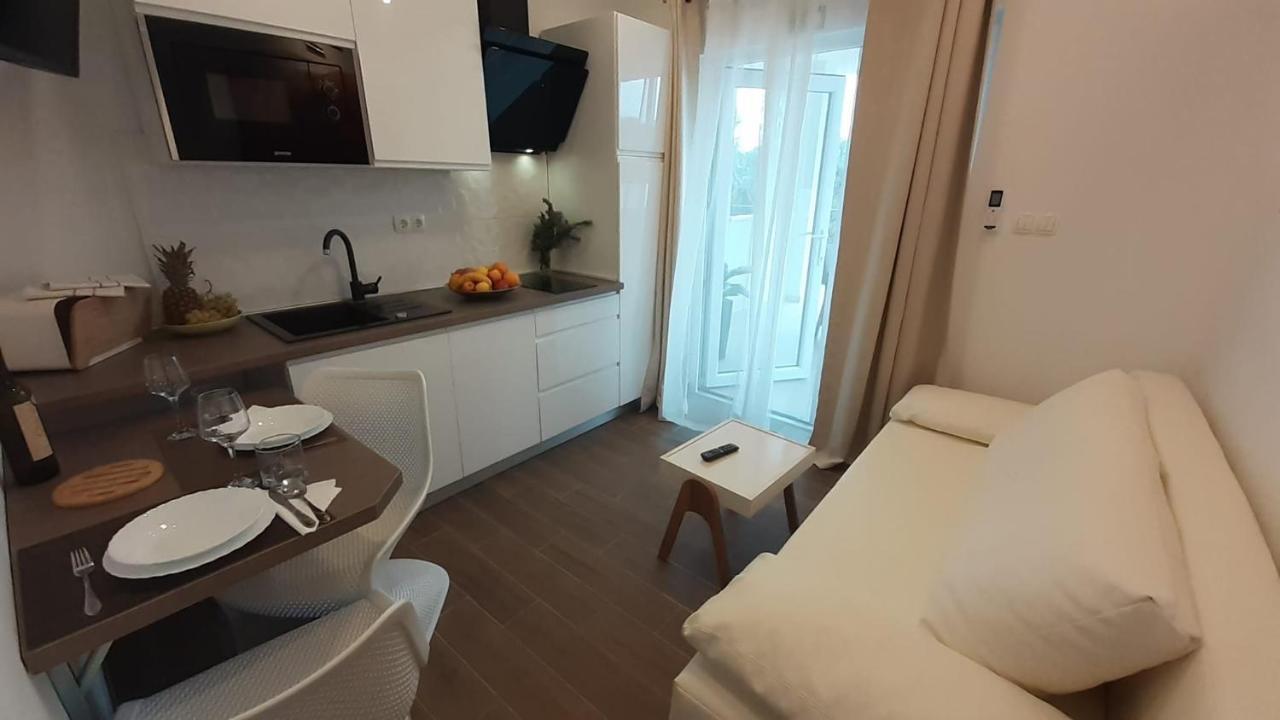 Holiday Hvar Vrbanj Экстерьер фото