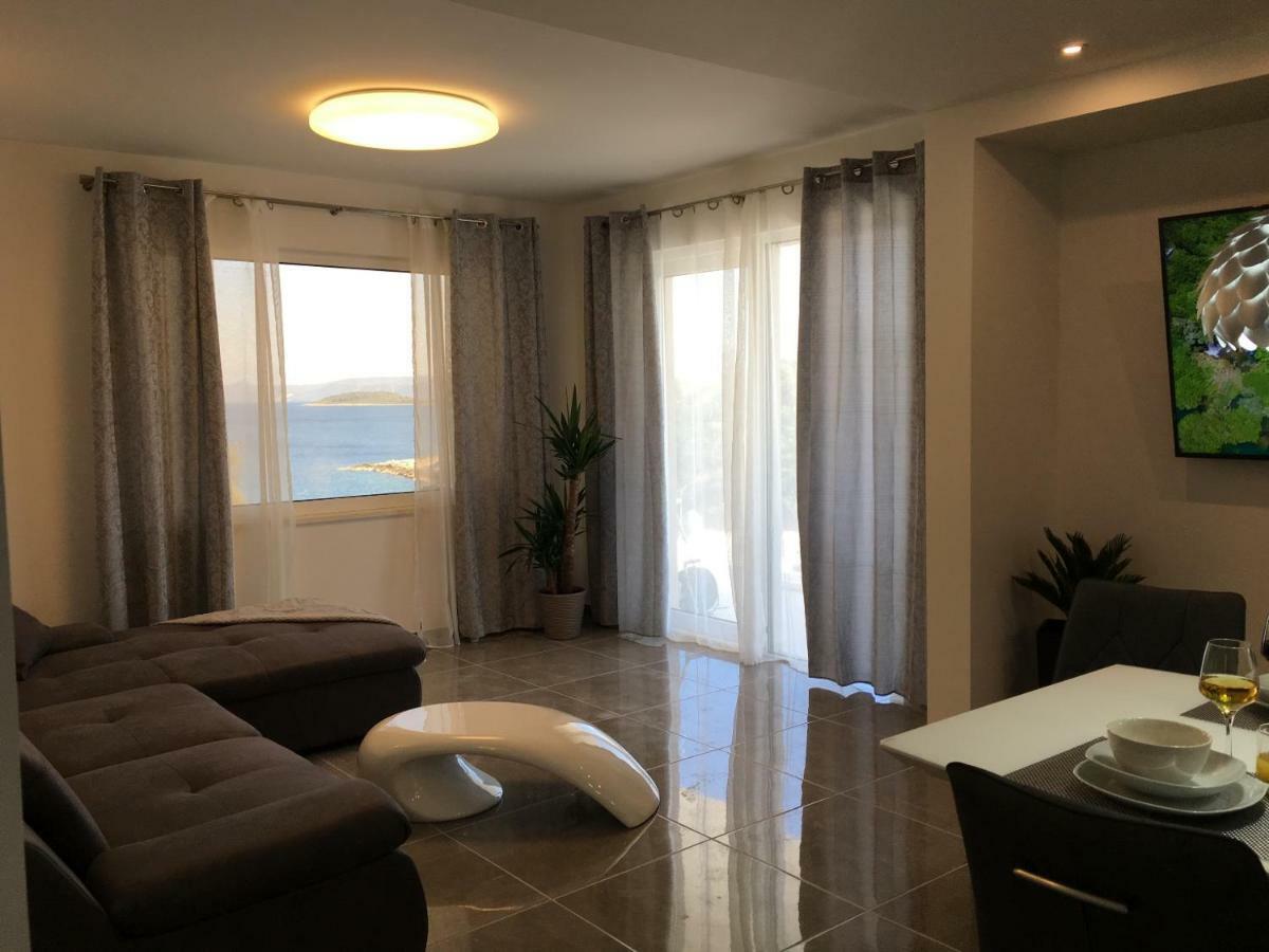 Holiday Hvar Vrbanj Экстерьер фото