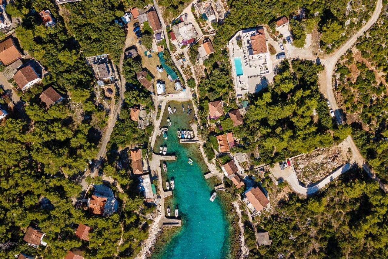 Holiday Hvar Vrbanj Экстерьер фото